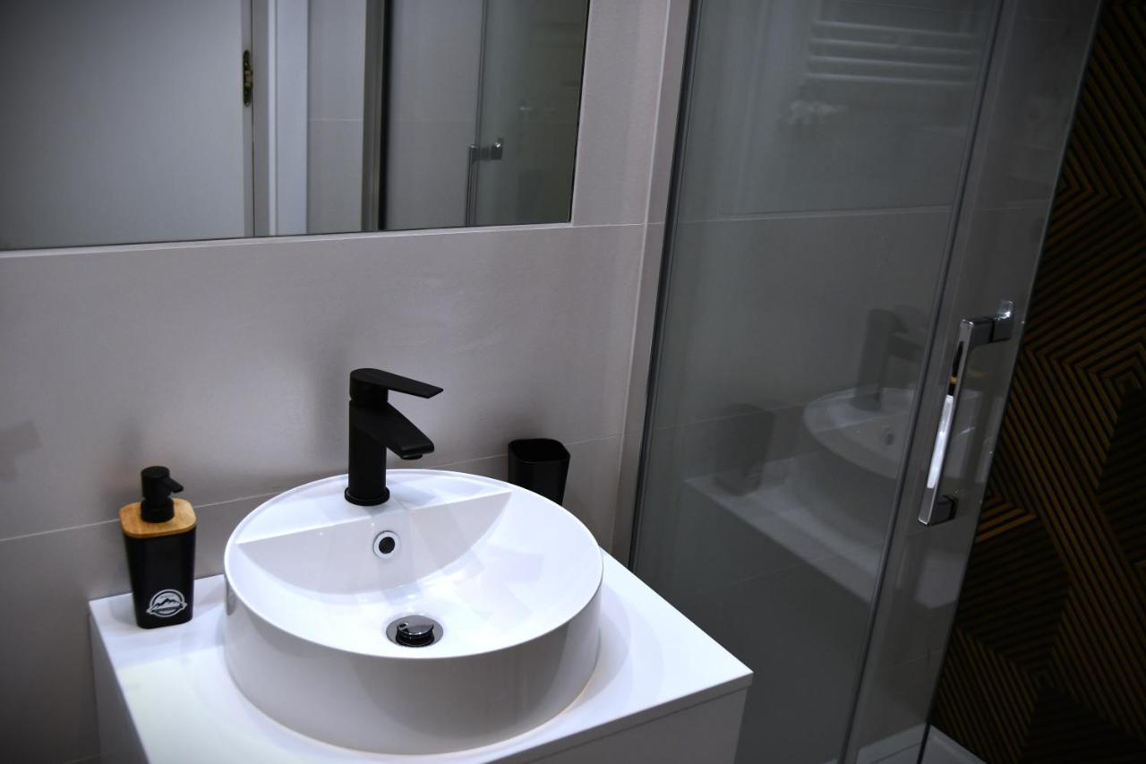 M-Keys Apartments Krakow Old Town Kazimierz Bagian luar foto