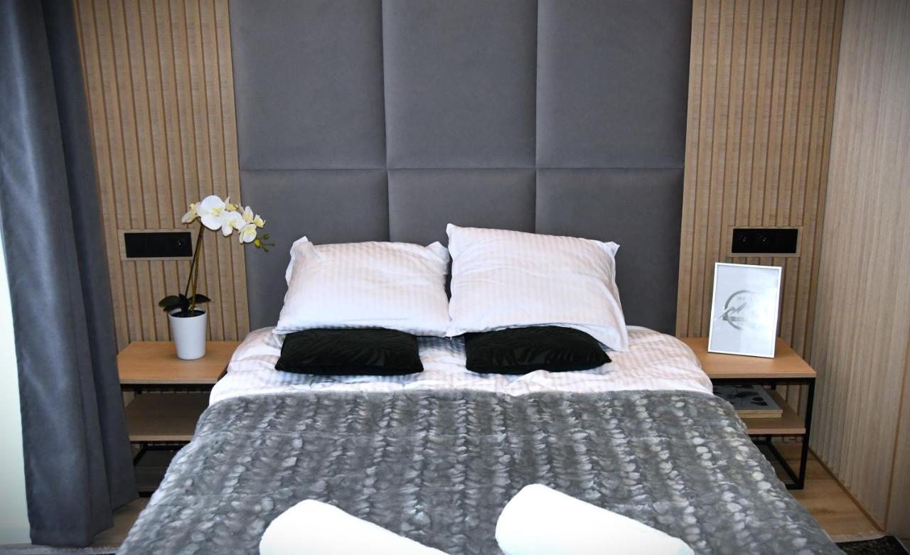 M-Keys Apartments Krakow Old Town Kazimierz Bagian luar foto
